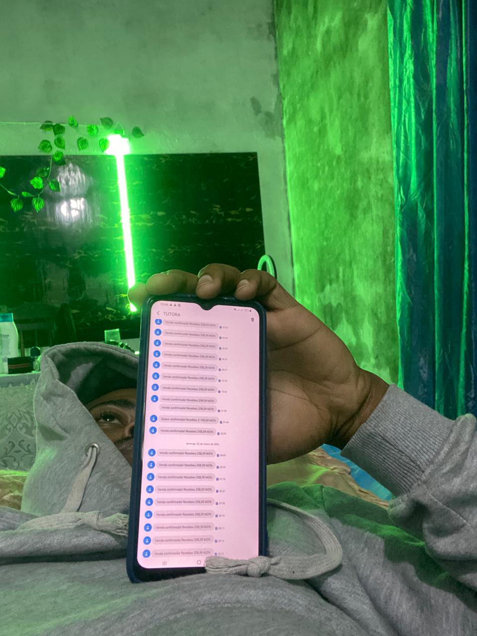 Notificações reais de vendas confirmadas via Tutora